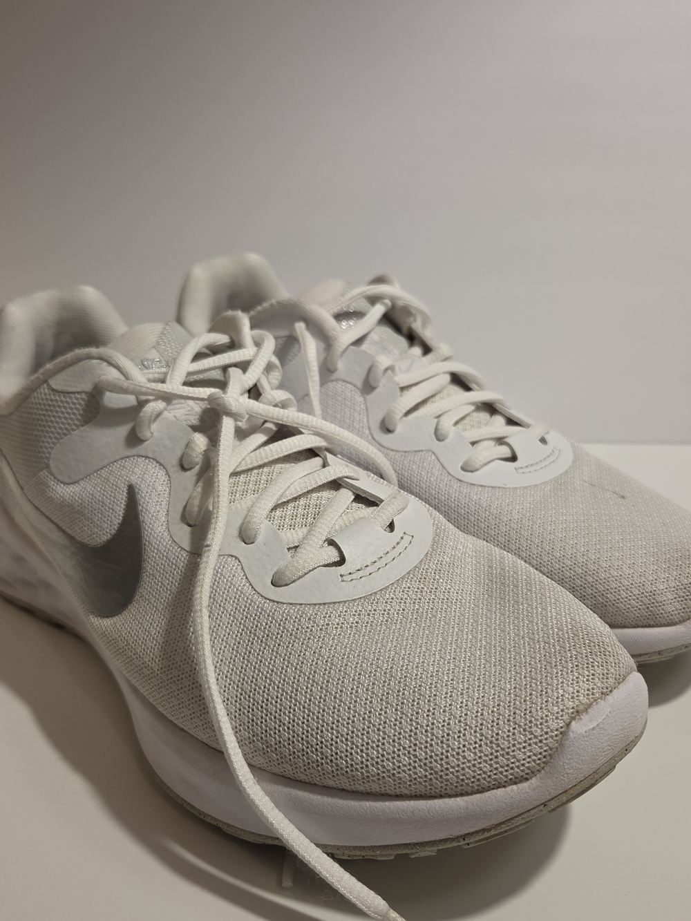 Nike Womens Sneakers, Size 9.5